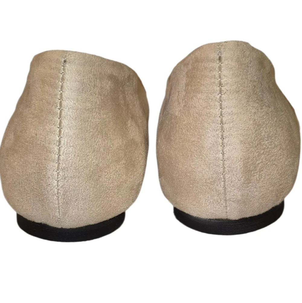 Elegant Beige Women's Shoes with Pearl Detailing - Picture 4 of 14